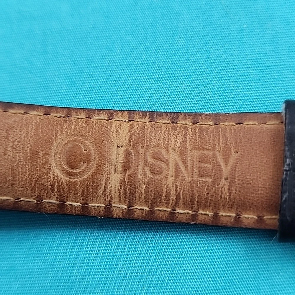 Vintage Rare Disney Clock Works Goofy Watch